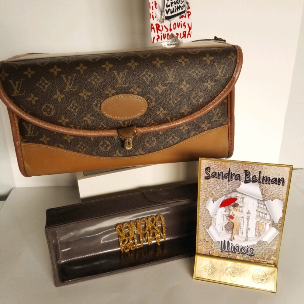 Louis Vuitton beauty train case